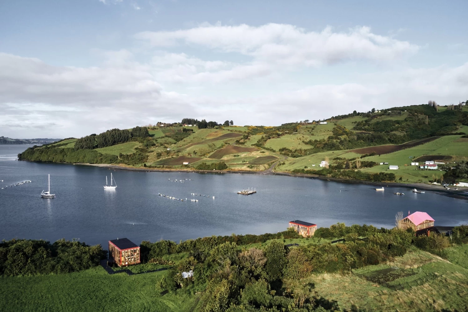 Life's A Beach, Homes, Retreats, And Respite By The Sea 9 Life's A Beach, Homes, Retreats, And Respite By The Sea – Image 7