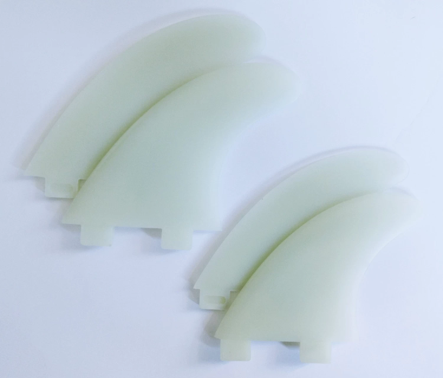 BOARDWORKS - Planche De Surf Von Sol Shadow Yellow / Black (epoxy) 5 BOARDWORKS - Planche De Surf Von Sol Shadow Yellow / Black (epoxy) – Image 3